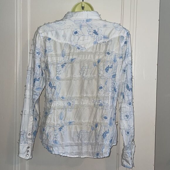 Vtg 90s/Y2K Ariat white torn ribbon snap front shirt with blue floral embroidery - Picture 6 of 9
